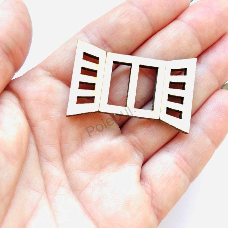 Dřevěná okna / okénka otevřená - dekorace na scrapbook a další tvoření