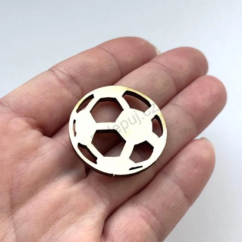 Fotbalový míč / balón - výřezy z dřevěné překližky - materiál na tvoření